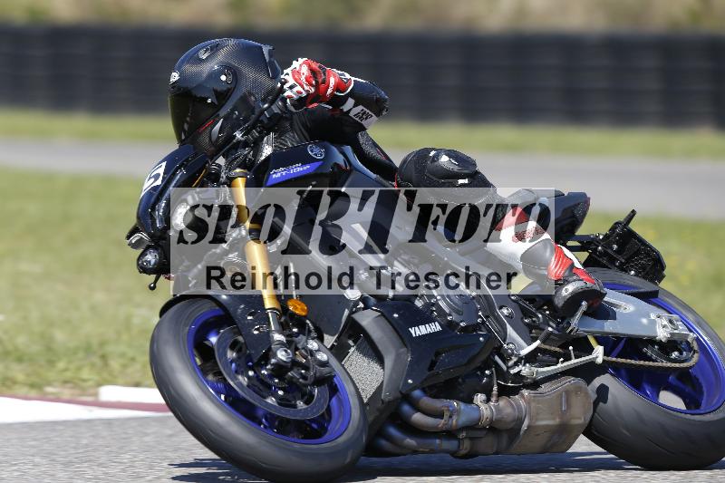 Archiv-2025/48 25.08.2025 Cornu Master School ADR/rot-rouge/65